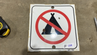 “NO CAMPING” SIGN