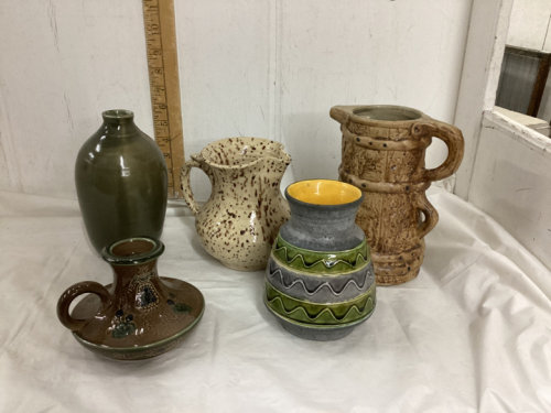 POTTERY JUGS & VASES