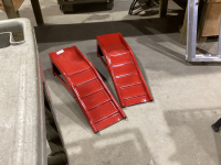 METAL CAR RAMPS