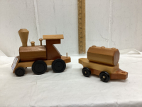 WOODEN TRAIN & CAR