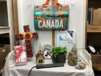 BOX W/ SCENTSY BURNER & SOME MELTS, CHRISTMAS LIGHTS, REMEMBRANCE CROSS, MAGNETIC WHITE BOARD, ETC