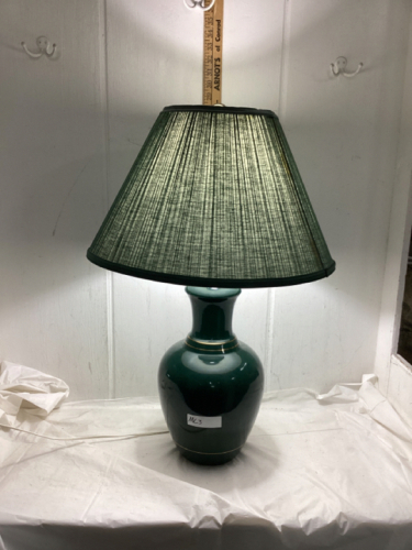 GREEN TABLE LAMP