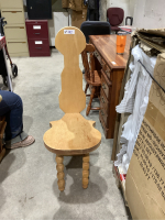 WOOD CHAIR