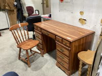 PALLISER WOOD DESK WITH CHAIR