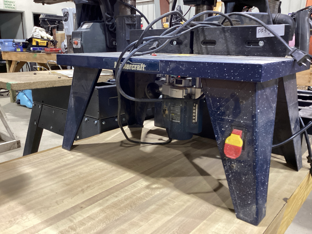 MASTERCRAFT ROUTER AND TABLE