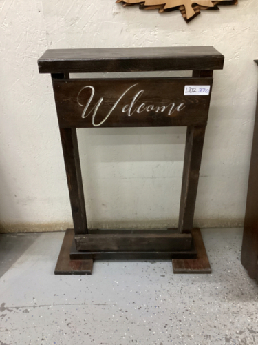 WOOD WELCOME STAND