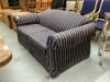 LOVE SEAT - STRIPED PATTERN