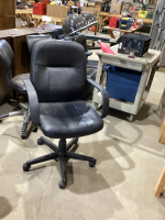 ONE PADDED OFFICE CHAIR WITH ARMS