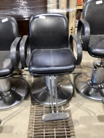 SALON CHAIR