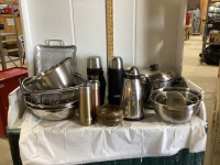 (3) BOXES W/STAINLESS STEEL BOWLS, CARAFES, GO CUPS, WOOD SALAD BOWLS, ETC