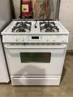 MAYTAG GAS STOVE