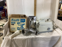 BAUKNECHT ELECTRIC MEAT GRINDER