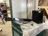 LG SOUND BAR W/REMOTE