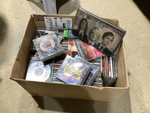 BOX OF CD’S