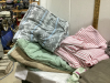 BOXFUL OF BEDDING - LARGE AMOUNT - 2