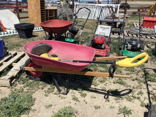 WEEDEATER ELECTRIC WEED WHIP & RED METAL WHEELBARROW (SHALLOW)