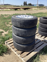 PALLET WITH (4) MICHELIN TIRES ON RIMS - 215/ 65 R 17