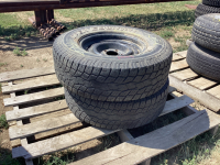 PALLET WITH /2) TOYO OPEN COUNTRY TIRES - LT235/75 R 15