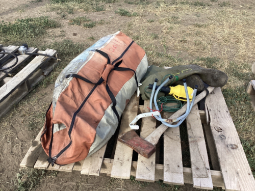 PALLET WITH TROUBLE LIGHT (auto), HIP WADERS, CABIN TENT