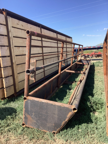 30' METAL FEED BUNK