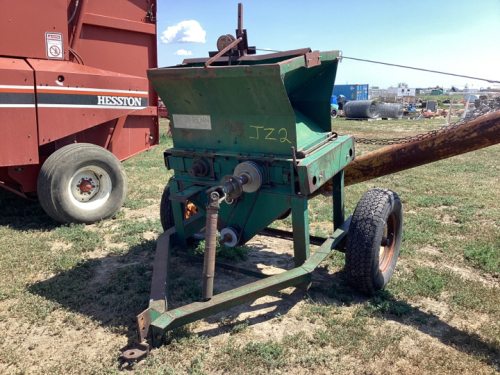 MCCOY- RENN GRAIN ROLLER WITH AUGER