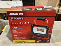 SNAP-ON LED WORK LIGHT