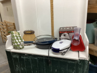 BOX W/ WAFFLE MAKER, KITCHENAID MIXER, FRY PANS, NEW OVEN MITTS