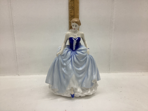 ROYAL DOULTON CLASSICS FIGURINE - “SUSAN”