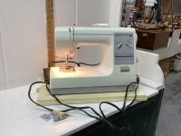 KENMORE SEWING MACHINE