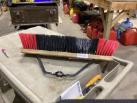 SHOP BROOM HEAD