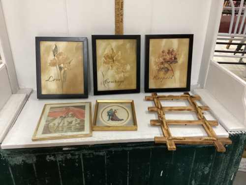 PICTURES & WOOD FRAME