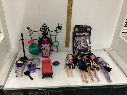 MONSTER HIGH DOLLS & SOME ACCESSORIES