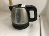 2 ITEMS - T-FAL ELECTRIC KETTLE + B+D ELECTRIC FRY PAN - 3