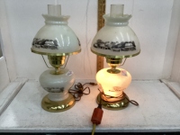 ANTIQUE-STYLE ELECTRIC LAMPS