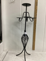 METAL CANDLE HOLDER