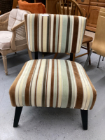 STRIPED LOUNGE CHAIR