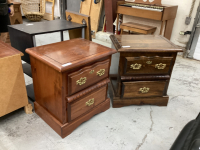 (2) VINTAGE END TABLES - DIFFERENT STAINS