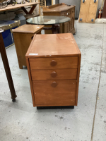 SIDE TABLE W/FILING DRAWER