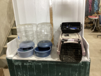 SMALL PET KENNEL, PET WATERERS, SMALL CONE, CLIPPERS