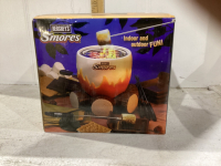 HERSHEY’S SMORES FIREPOT