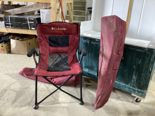 (2) COLUMBIA FOLDING LAWN CHAIRS