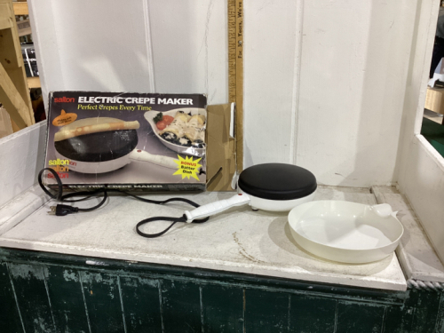 SALTON ELECTRIC CREPE MAKER