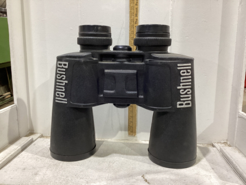 LARGE PLASTIC “BINOCULAR” DISPLAY