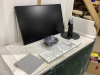 HP MONITOR W/ KEYBOARD - 2