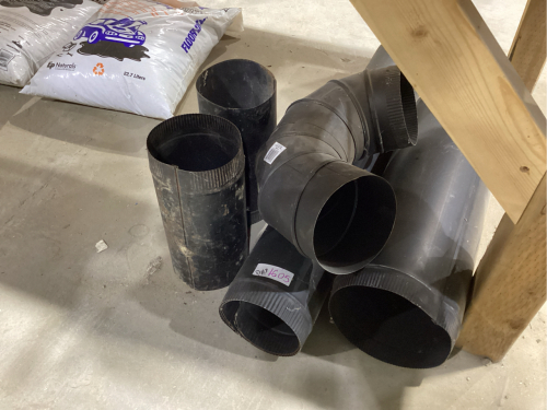 5 PIECES OF VENT PIPE