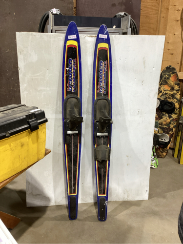 REDLINE KIDDER WATER SKIS