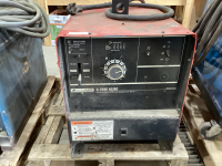 CANOX C-250E AC/DC STICK WELDER - NO CABLES