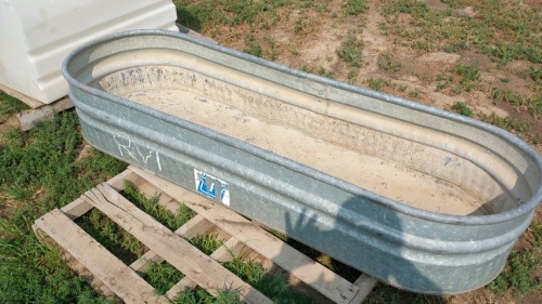 Galvanized water tank