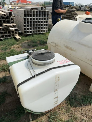 70 gallon poly sprayer tank