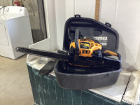 POULAN PRO CHAIN SAW - GAS